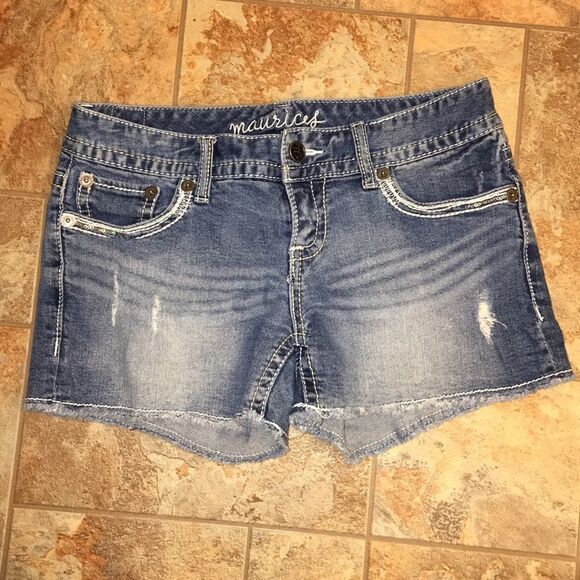 Maurices Jean Shorts  - Picture 2 of 5